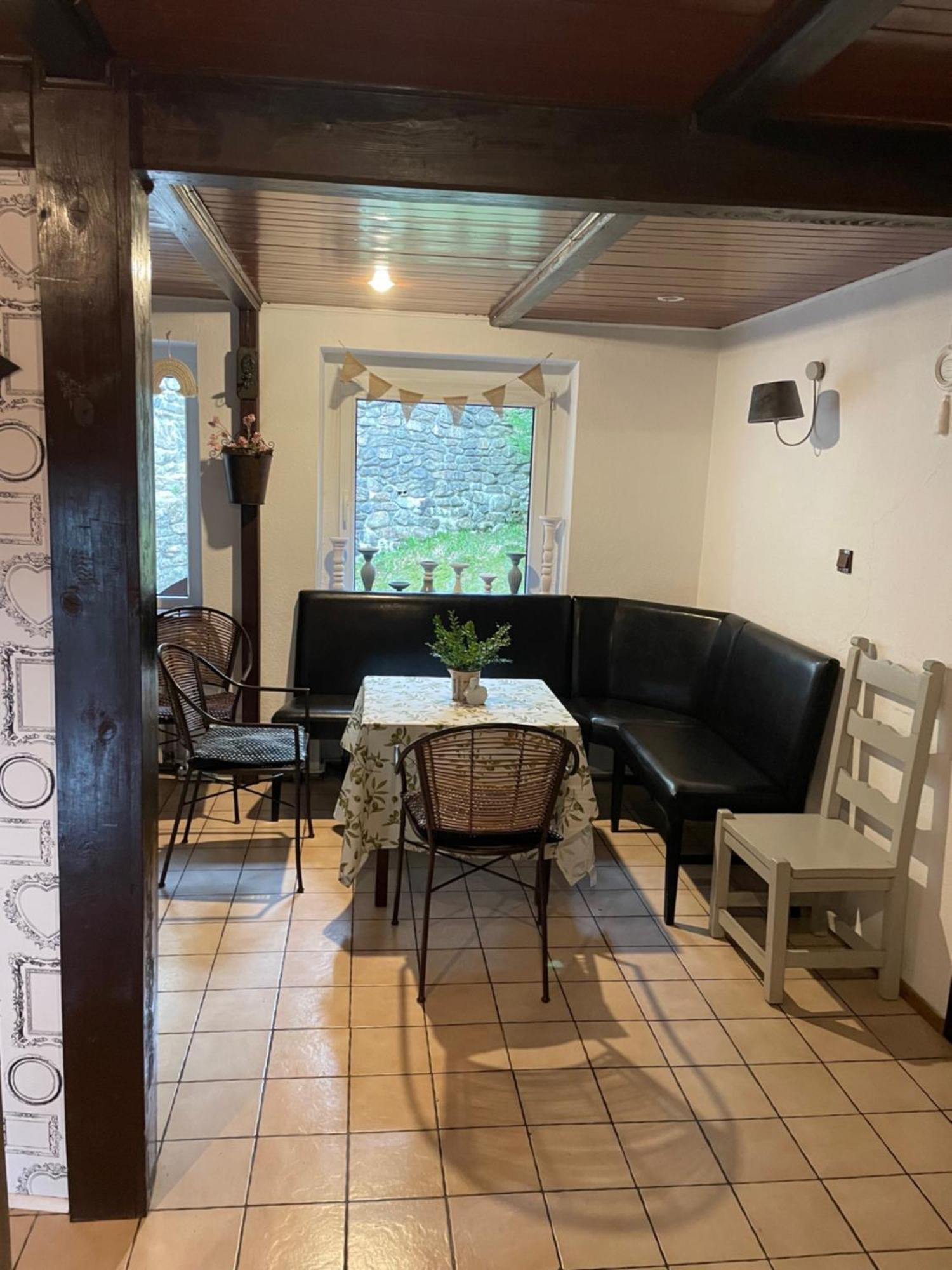 Homestay Retro Mozliwosc Wynajecia Calego Budynku