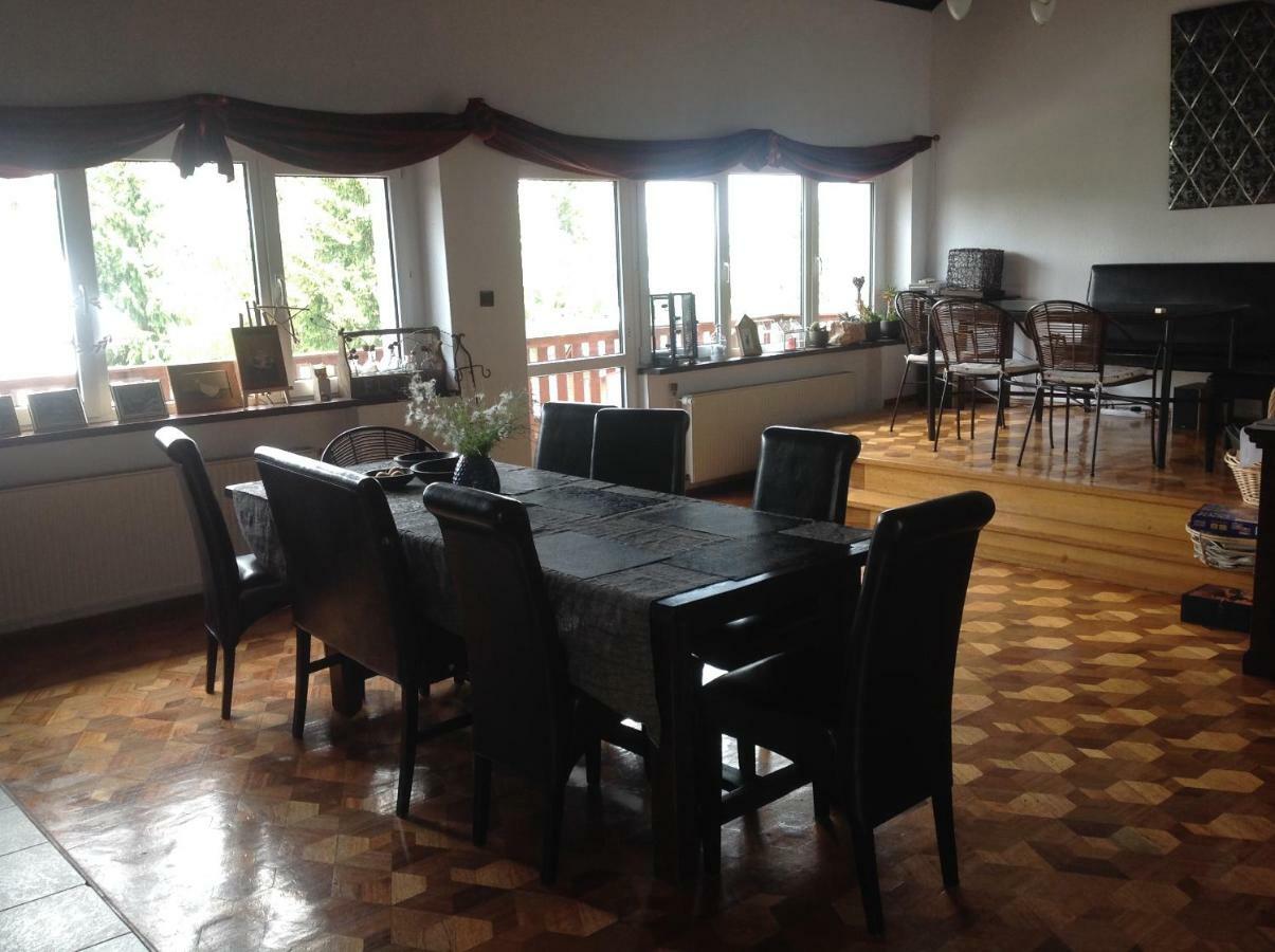 Homestay Retro Mozliwosc Wynajecia Calego Budynku *